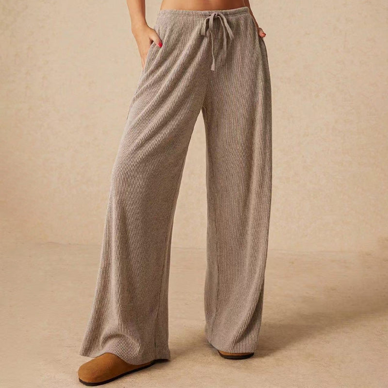 Weibliche Freizeit-Hose mit weitem Bein und Kordelzug