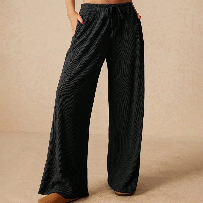 Weibliche Freizeit-Hose mit weitem Bein und Kordelzug