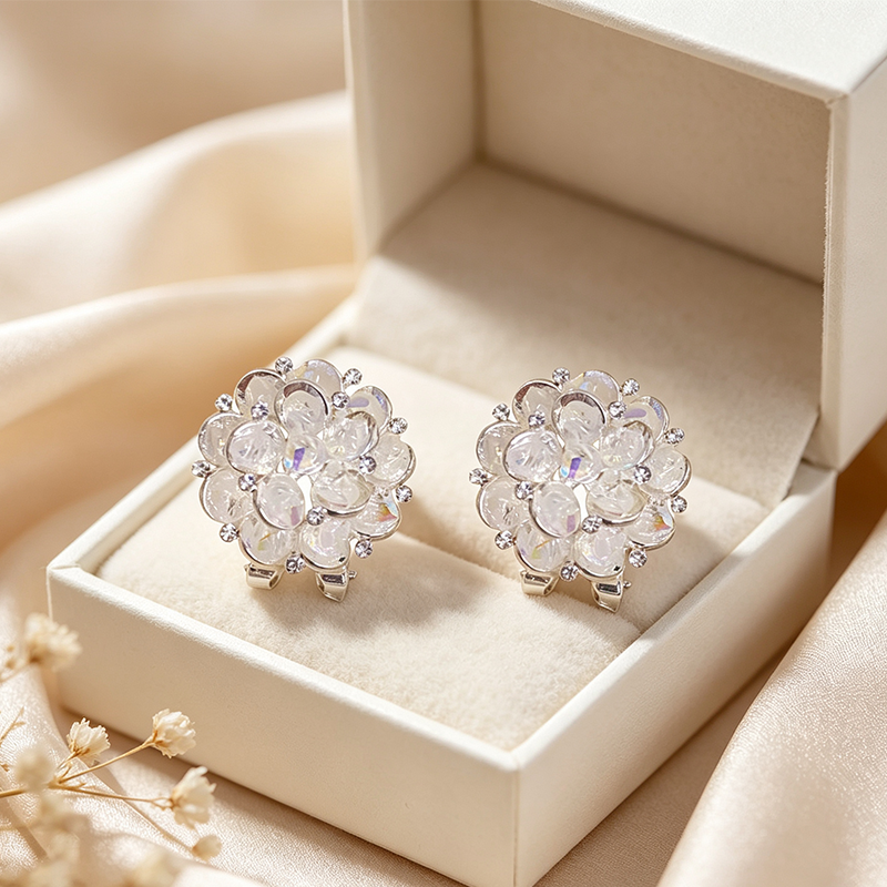 đ¸đ 50% RABATT! Elegante Funkelnde Blumen-Ohrstecker â Zirkonia-Besatz, nickelfrei & zeitlos â Perfekt fĂźr Hochzeit, Abend & Alltag â¨