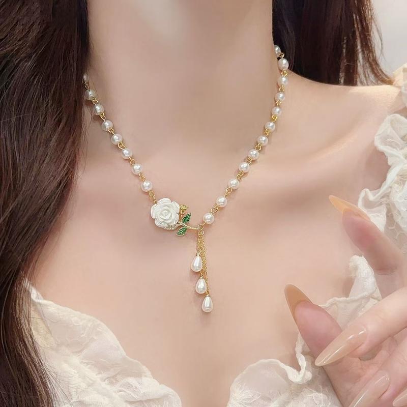 ✨Damen Halskette mit Rosen und Perlen ✨ Romantisch, Elegant & Zeitlos