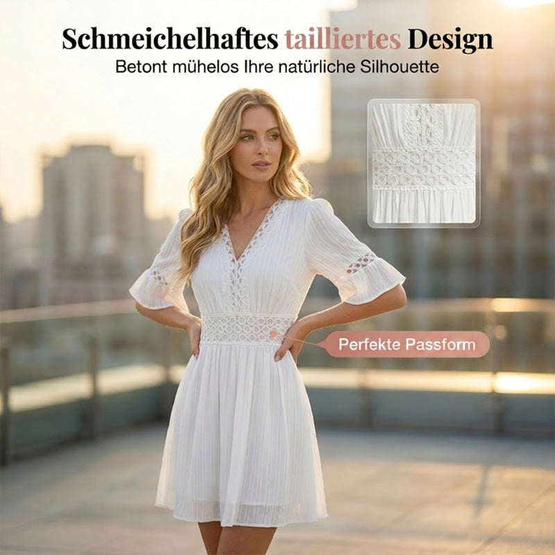 Schickes Kleid mit V-Ausschnitt und Spitzenausschnitten