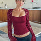 60% RABATT✨Einfarbiges Damen-T-Shirt – Spitzenblumenmuster, Gesplittete Rüschen & Transparente Ärmel für Romantischen Look ✨
