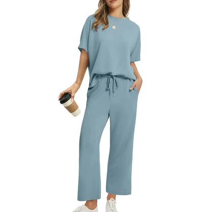 Weiches, lässiges Set aus Oberteil und Hose für Damen