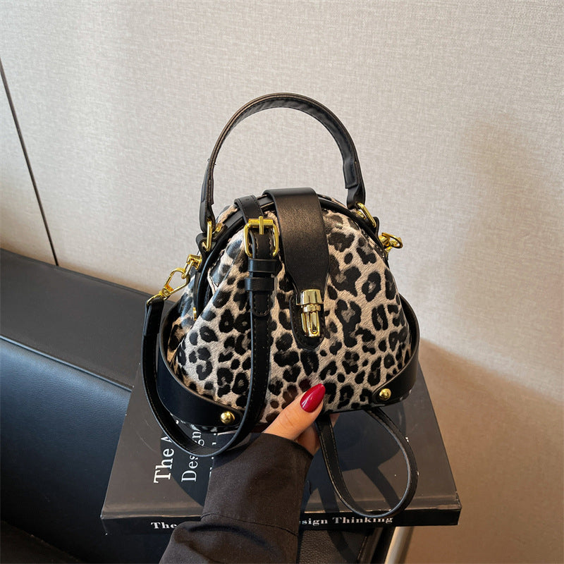 👜🎀🛍️2026 – Neue, modische Umhängetasche für Influencer – Schlichte und stilvolle Ein-Schulter-Tasche