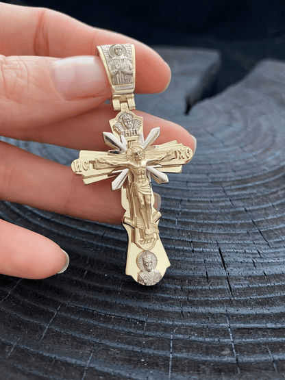 ✝️🙏Halskette mit Jesus-Kreuz-Anhänger