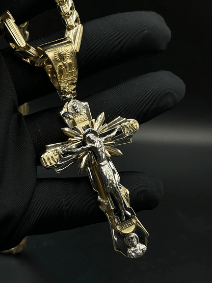 ✝️🙏Halskette mit Jesus-Kreuz-Anhänger