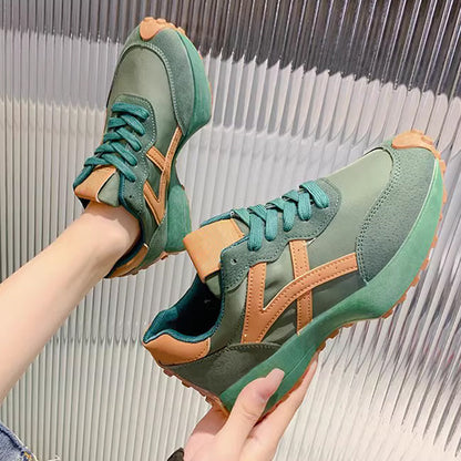 Modische Damen-Sneakers mit dicker Sohle