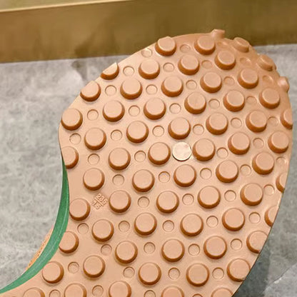 Modische Damen-Sneakers mit dicker Sohle