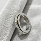 Drehbarer Spinner-Ring aus Titanstahl mit Zirkonia
