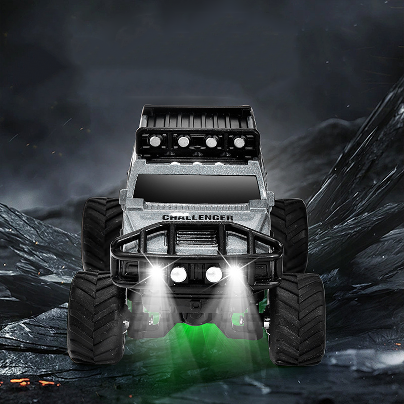 🔋 2025 HEIßER ANgebot 40% RABATT! ✨【Kleines RC-LKW mit Lichtern】✨ - 2,4Ghz All-Terrain-Fernsteuerauto für Kinder & Erwachsene, Legierungskörper!🚗