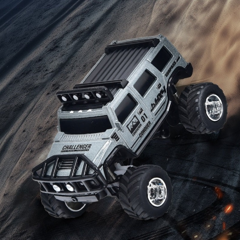 🔋 2025 HEIßER ANgebot 40% RABATT! ✨【Kleines RC-LKW mit Lichtern】✨ - 2,4Ghz All-Terrain-Fernsteuerauto für Kinder & Erwachsene, Legierungskörper!🚗