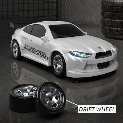 📢📢63% RABATT!!! 🔥🔥Heiße Sonderangebote – Ferngesteuertes Mini-Rennauto