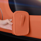 🚗🧺 50 % RABATT! Getränkehalter aus Leder für die Autotür – Breite Öffnung, Getränke und Handy sind leicht zu erreichen. Sicherer Halt durch Clip-Befestigung. PU-Leder, robust und stilvoll. 🛡️✨