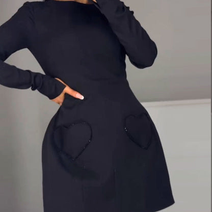 Figurbetontes Mini-Kleid mit Rundhalsausschnitt