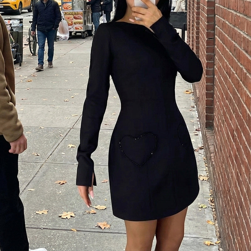 Figurbetontes Mini-Kleid mit Rundhalsausschnitt