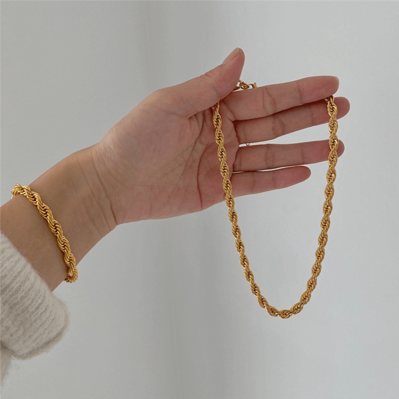 ✨💛Layered Gold Twist Rope Necklace