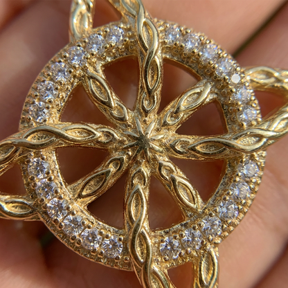 Unisex Witch Knot Pendant Necklace📿