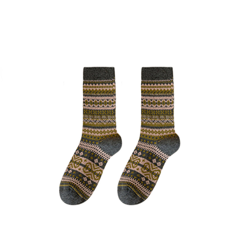 Socken im Retro-Ethno-Stil