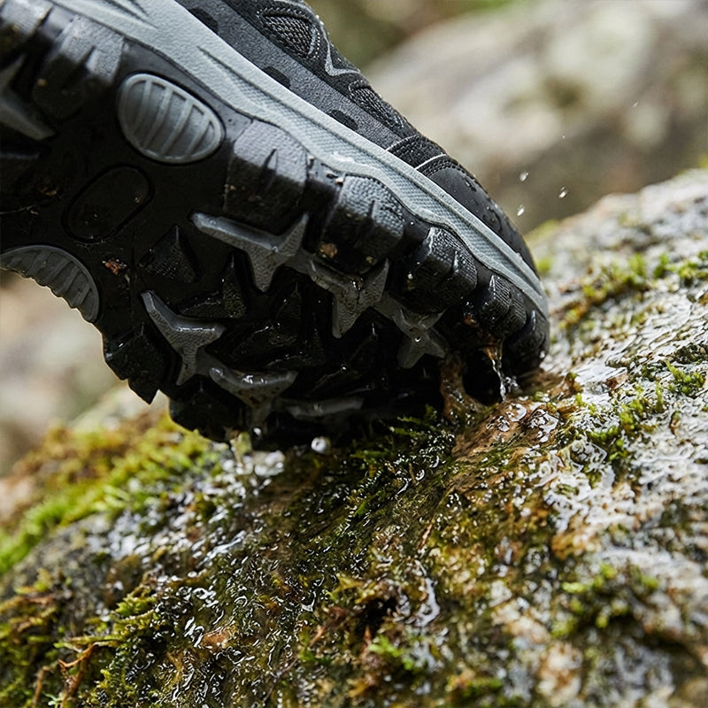🥾 60% OFF NOW! ⛰️ Men's Lightweight Hiking Shoes – Breathable Mesh, Non-Slip Grip & Cushioned Sole 🌲