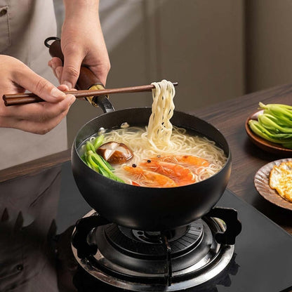 Alteisen Wok – Robuster Gusseisenbräter mit Deckel für Braten & Kochen👩‍🍳🍲