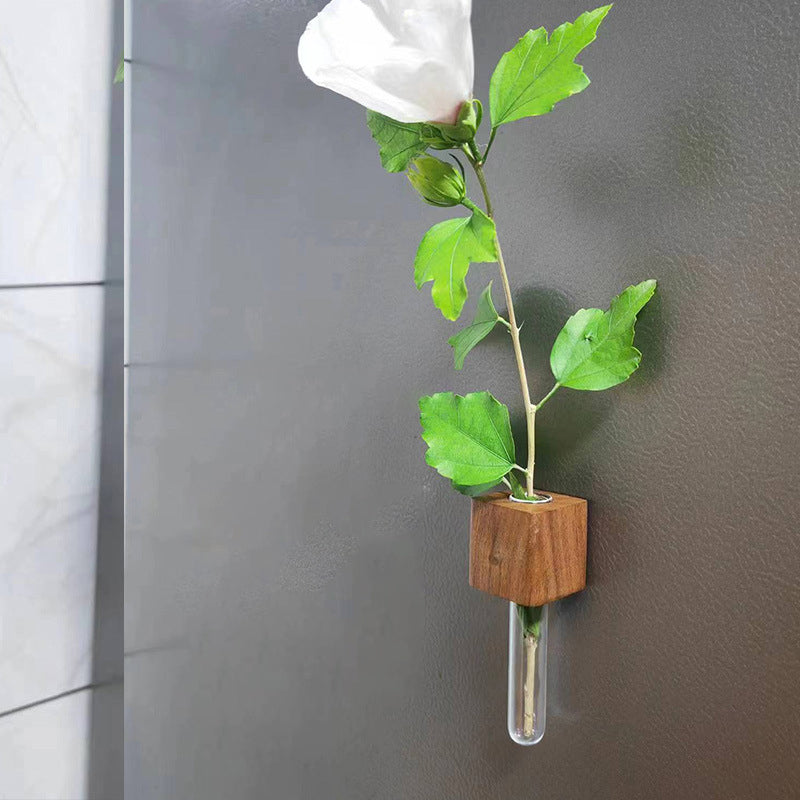 Magnetische Holzvasen mit Reagenzglas