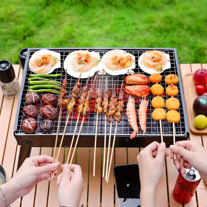 🍖 50%RABATT!! 🏕️ Faltbarer tragbarer Grill mit Schublade & Ständer – Kompakt, stabil & perfekt für Camping, Garten & Balkon ✨