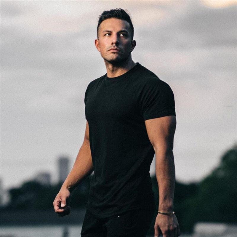 👕 LIMITED-TIME 50% RABATT! 🔥 Herren Fitness T-Shirt – Atmungsaktiv, Leichter Stoff, Perfekte Passform 💪