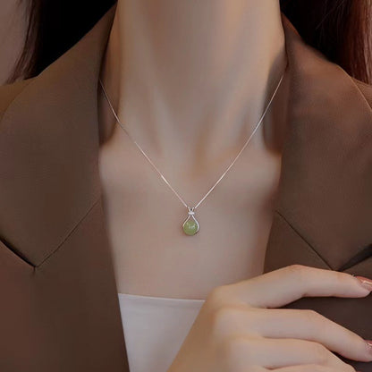 ✨Elegant Hetian Jade Pendant Necklace - Modisch, elegant, vielseitig kombinierbar