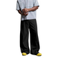 Minimalistische Herrenhose mit weitem Bein