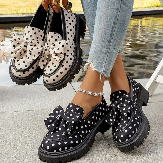 ✨ Neu eingetroffen ✨ 👞 Damen-Loafers mit Tupfenmuster, Schleife & Plateausohle 🎀