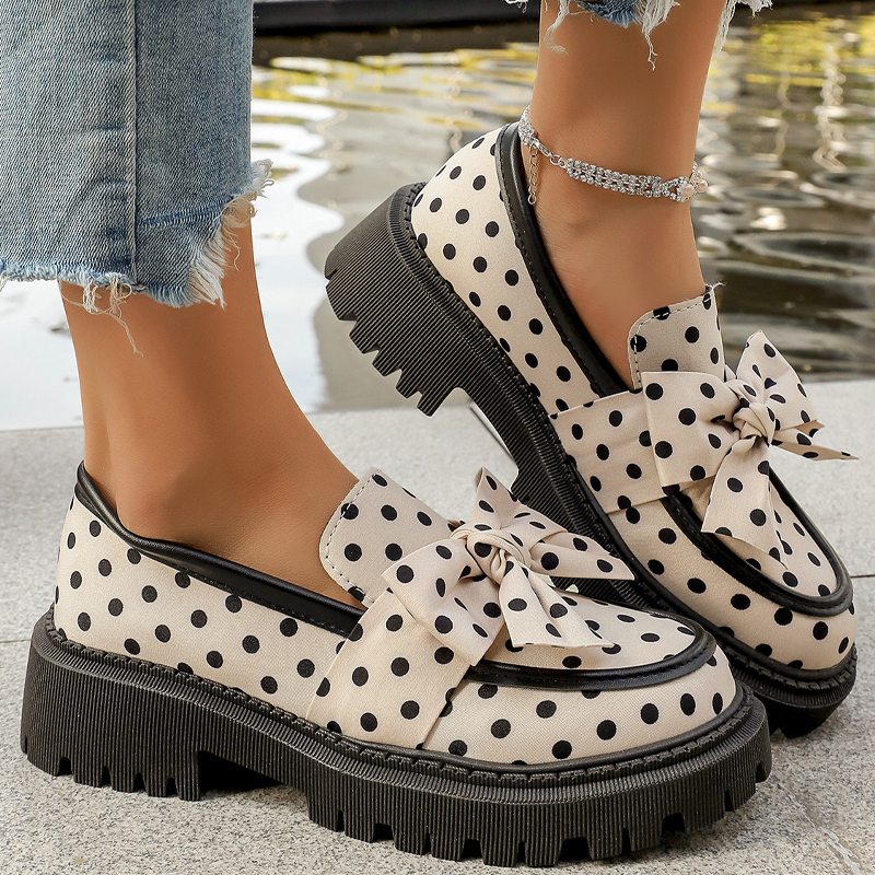 ✨ Neu eingetroffen ✨ 👞 Damen-Loafers mit Tupfenmuster, Schleife & Plateausohle 🎀