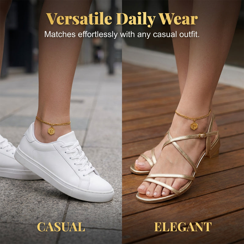 ✨ Damen Fußkette mit Initiale 💛 Goldfarbene Figaro-Kette im Minimalistischen Stil
