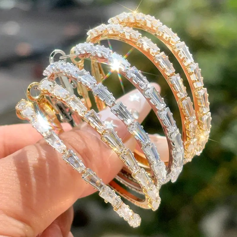 💎 50% RABATT JETZT! ✨ Damen Funkelnde Zirkonia Creolen – Mikropavé, Leichtes Kupfer & Auffälliges Design – Elegant, Vielseitig & Perfektes Geschenk 💫