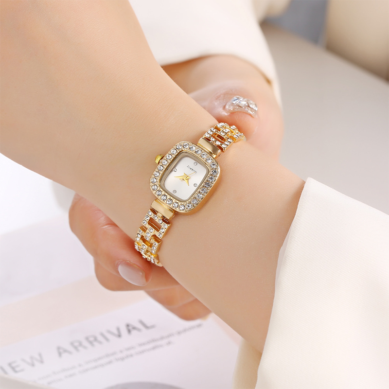 ⌚✨Damen Zugband-Armbanduhr Quadratisch Quarz｜Elegante Damen Quarz Armbanduhr mit Zugband & quadratischem Zifferblatt