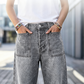 ☀️ 50 % RABATT FÜR BEGRENZTE ZEIT! 👖 Damen Barrel Leg Jeans mit aufgesetzten Taschen – Hoch sitzender Schnitt, weicher Waschdenim und retro Look für Alltag & Freizeit 🩶