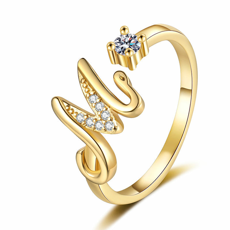 💍⏰ 50% RABATT – NUR FÜR KURZE ZEIT! Damen Ring mit Buchstaben – Funkelnde Zirkonia-Verzierung, verstellbare Größe & elegantes Design ✨