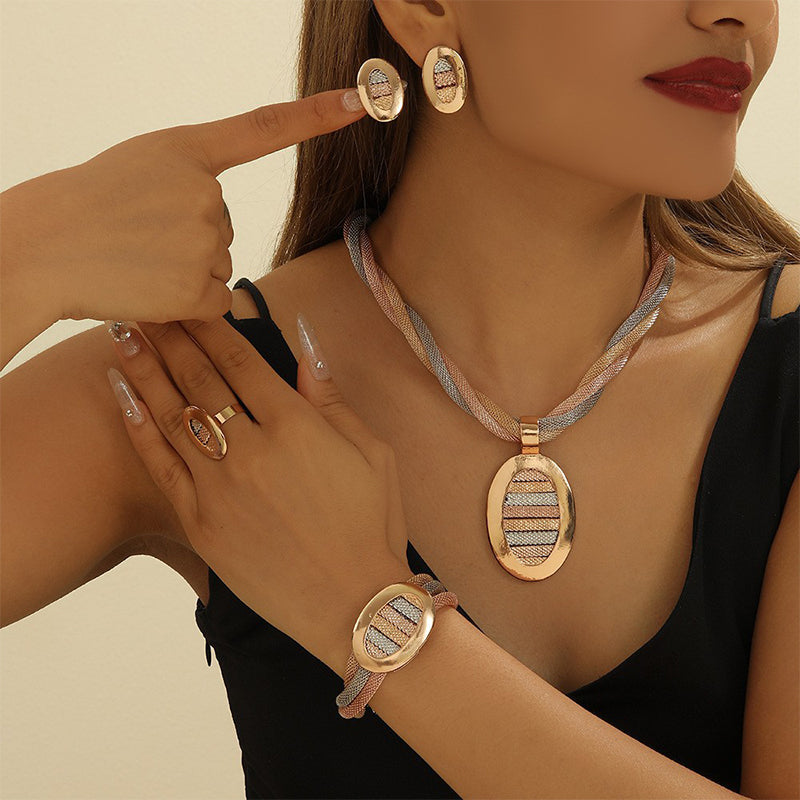 🌹 JETZT 50 % RABATT! !🌹Elegantes 4-teiliges Strass-Schmuckset