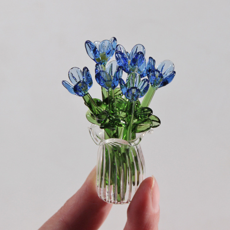🌸✨ Miniatur-Glasblumen mit Vase – 50% RABATT! 7 farbige Glasblüten, 6cm Höhe, elegante Glaskunst – blüht für immer.